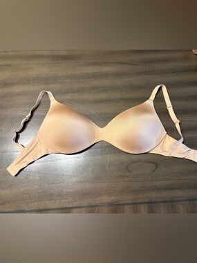 Skims T-Shirt Demi Bra